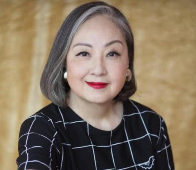 TVB老戏骨自曝曾被男艺人当众欺负 曾饰演过70多位男艺人的妈妈