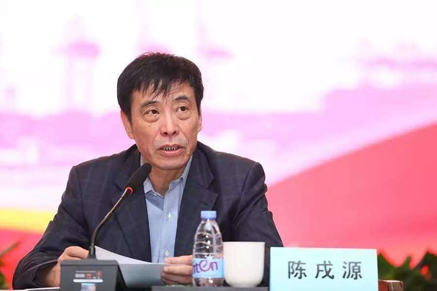 为什么未来中国足坛掌门人陈戌源两反对一支持,获得大家的支持?