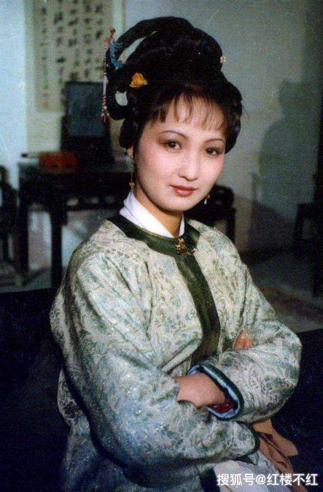 《红楼梦》王夫人一生做了无数愚蠢事,贾宝玉被她害得险些丧命