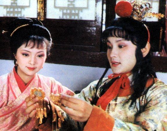 薛姨妈为何在贾府替薛蟠操办婚事?有一个说不出口的原因
