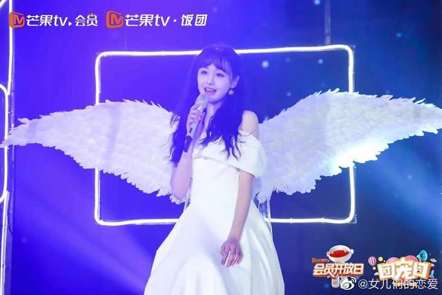 为什么找男友张恒当经纪人!郑爽回应了:他能让人看到最美的我