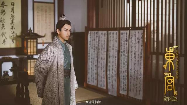 《东宫》里的小透明,因在《陈情令》中演反派出圈,他被赞是神颜