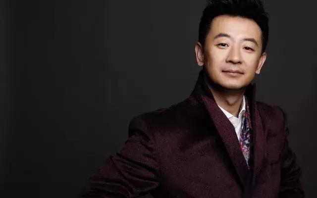 黄轩、鹿晗、任嘉伦这些红极一时的明星,为什么现在人气下滑了?