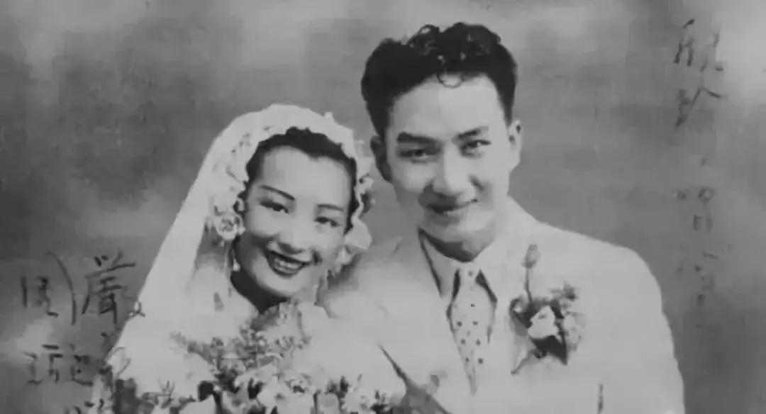 她是电影皇后,他是话剧皇帝,这对有情人为何在同一年相继去世?