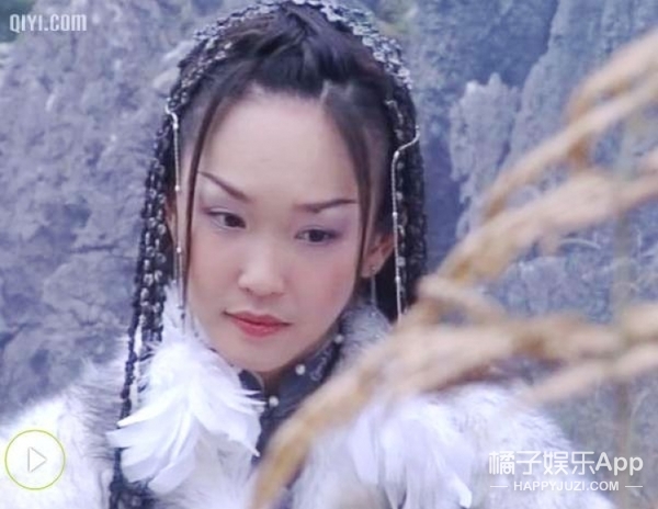 还记得98版《神雕侠侣》里的小龙女吗?她现在长这样了