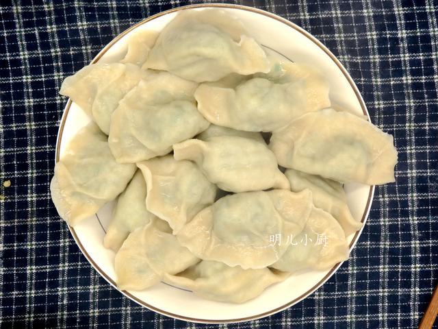 猪肉涨价不停歇,不如换它来包饺子,高蛋白低脂肪,最适合秋天吃