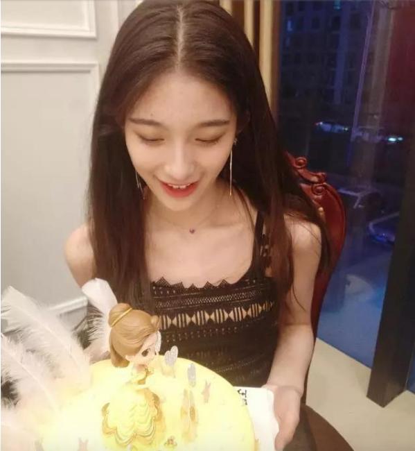 《小欢喜》里的三个妹妹真的演技在线又元气满满,最美不是李庚希