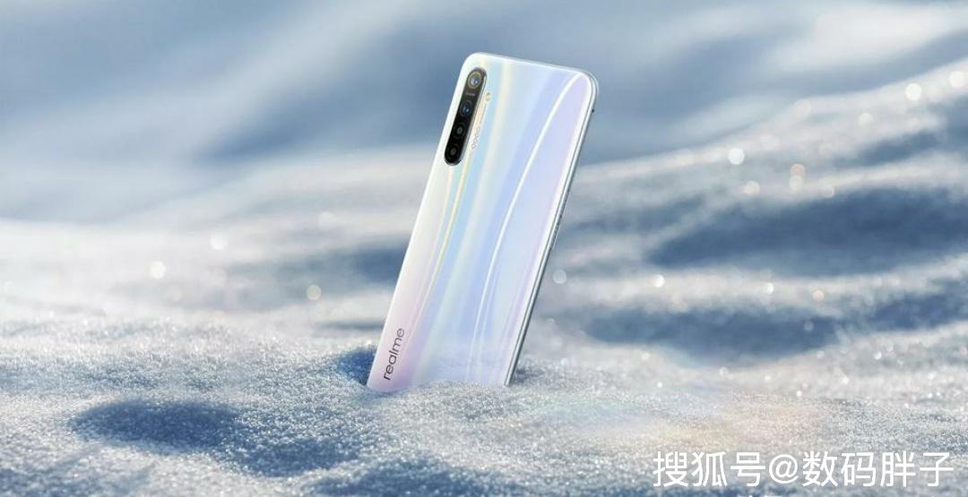 荣耀20系列新版本来了 Realme官宣新机代号四摄迅猛龙