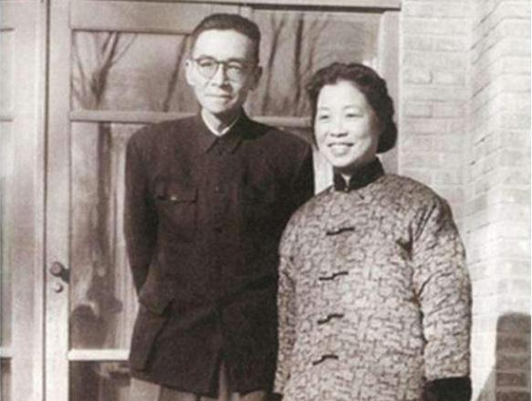 梁思成病逝前,为林徽因母亲做最好的安排,却只给林洙留下八个字