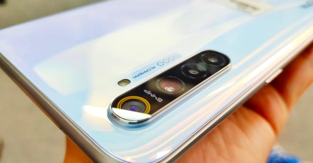 对标四摄小金刚!realme新品临近,这配置让红米Note 8系列为难了