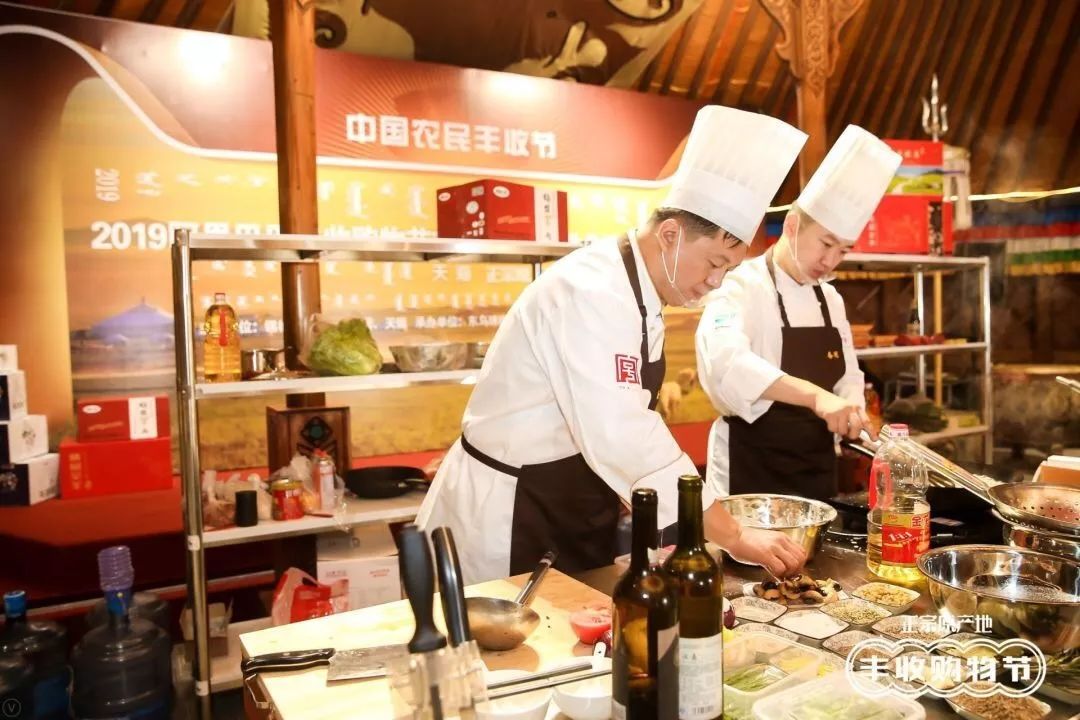 拿铁羊排、奶香椰子羊肉汤,这些神仙吃法你见过吗?