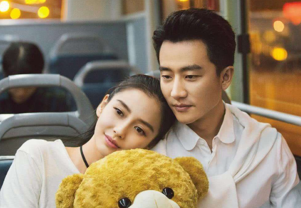 小花版霸道总裁群像:杨紫长相太别扭,baby气质像流氓,她成模特