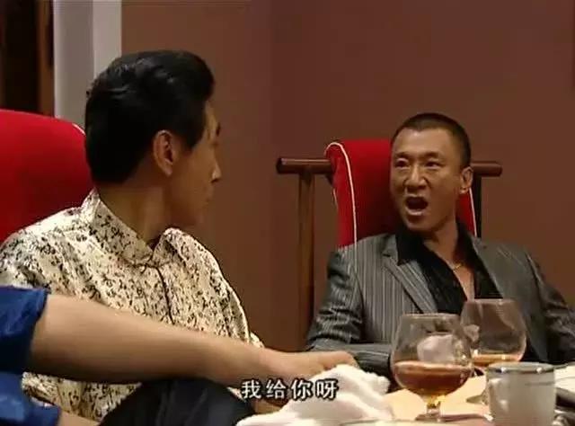 孙红雷的《潜伏》剧组“卧虎藏龙”,不单有老戏骨,还有抢劫犯