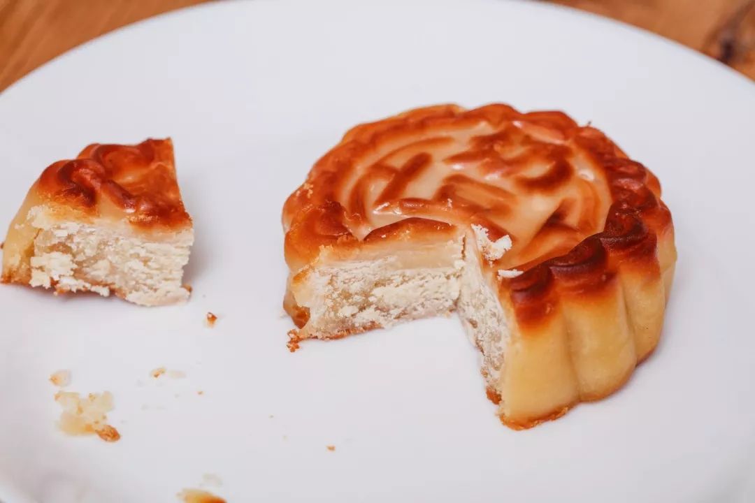 奇葩月饼大赏 | 吃了这些月饼,我们觉着五仁挺好的