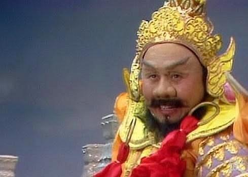 明知嫦娥有强大背景,猪八戒为何还敢调戏她?看天蓬地位就知道了