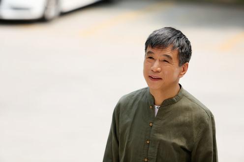 影帝被“骗”去试镜,拿到剧本才得知演太监,硬是把配角演成经典