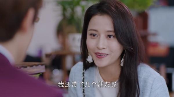 《莫格利男孩》中,她是最不讨喜的人,观众说:明里一套暗里一套