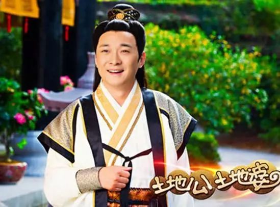 他是《至尊红颜》阴影,古装神剧的黄金男配,今终出息成导演