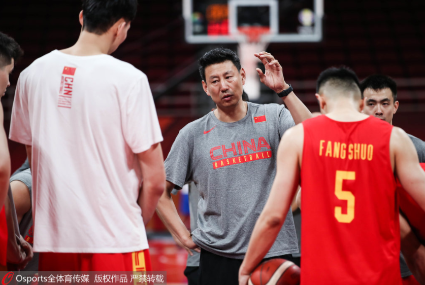 李楠:波兰队打法非常成熟 实力在中国队之上