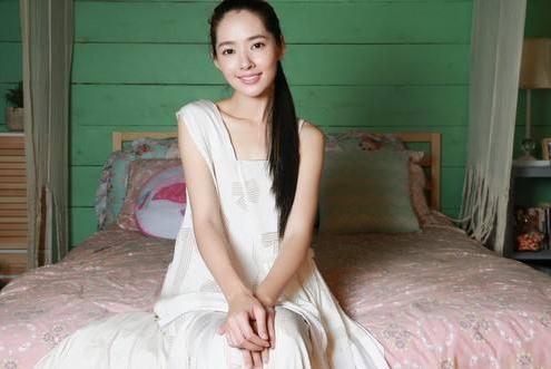 李响妻子照片首次曝光,比相恋多年的孙骁骁更漂亮,还撞脸郭碧婷