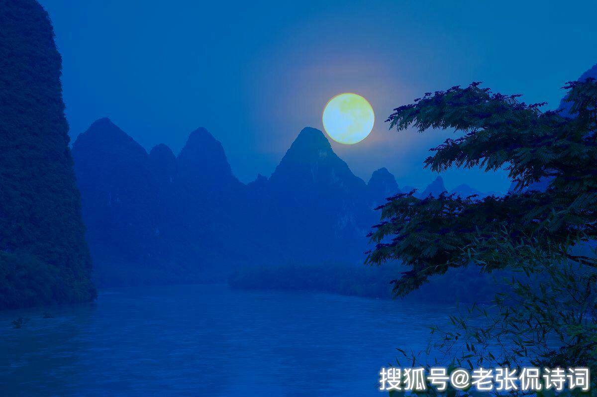 词人在残雪之夜独自徘徊,写下一首诗词,最后7个字精美无比