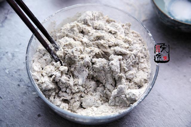 这食材50块钱1斤,蒸馒头加点它,打扫肠胃还补钙,瘦子不要吃