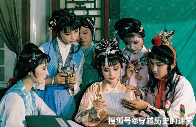 同样都是贾宝玉的身边人,为何林黛玉讨厌薛宝钗,却从不反感袭人呢?