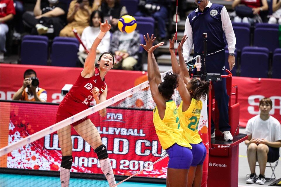 朱婷袁心玥轰26分冠全场 女排拦网17-7大胜巴西