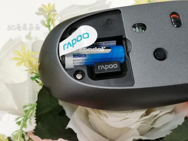连3台设备的鼠标见过吗?小米众筹雷柏多模布艺无线鼠标,长见识