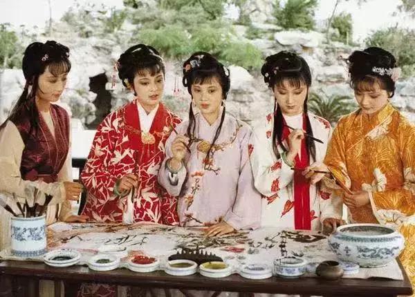 除了《西游记》、《还珠格格》,还有哪些剧值得一刷再刷?