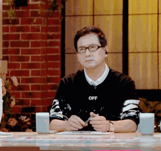 张恒死缠烂打追郑爽,追到手却不珍惜,郑爸爸喊话:要珍惜!