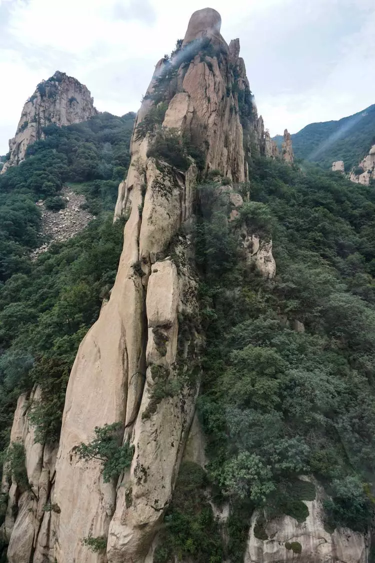 看红叶来祖山,它比香山美