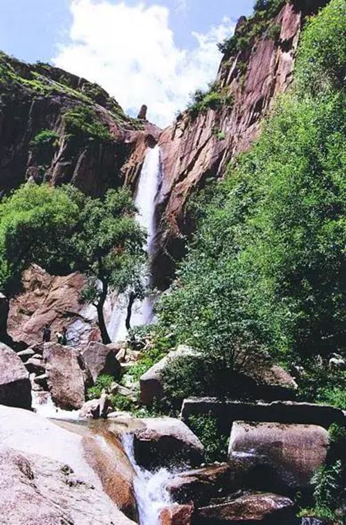 看红叶来祖山,它比香山美