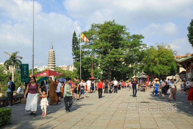 国庆第六天打卡厦门南普陀寺,这几天香火旺极的寺院也慢慢安静了