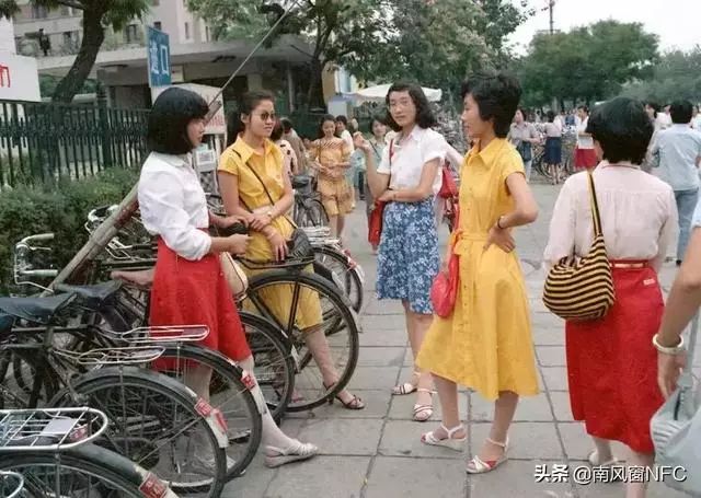 岁月神偷!70年70个珍贵生活瞬间,哪张勾起你的回忆!
