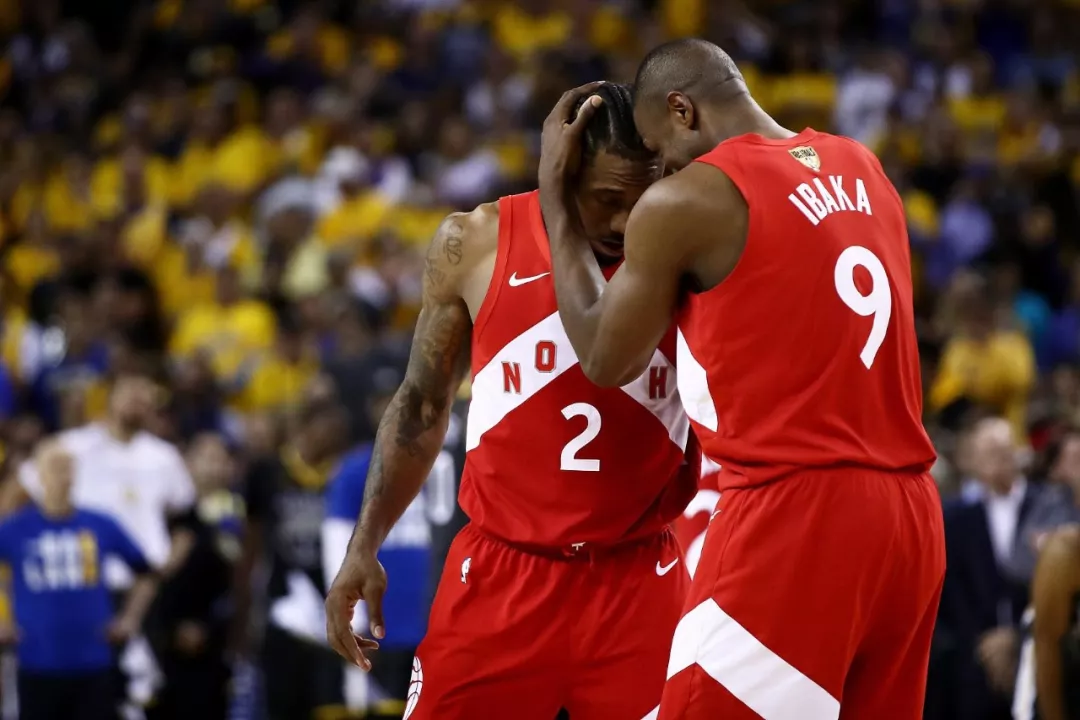 每年从中国赚几十亿,NBA总裁却力挺莫雷!李易峰等退出,明晚这场活动要凉