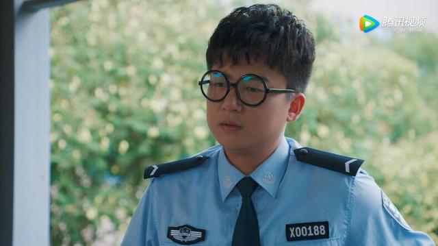 《学警旋风》成方旭化身"加菲猫",是暖男担当,更喜感爆棚
