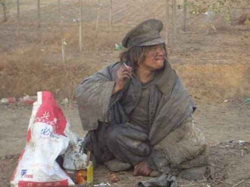 俗语“喂狗别喂饱”是什么缘故?原来精华在下一句,老实人必学