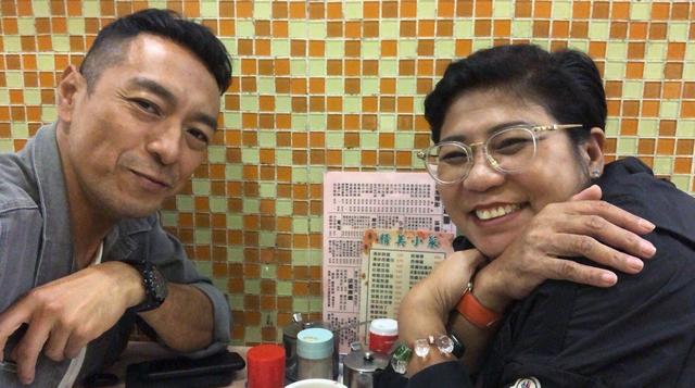 59岁香港著名歌手不幸患上肺癌 为保命切除左肺叶却说自己很幸运