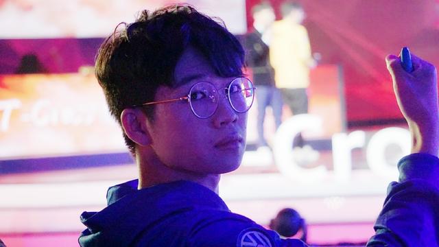 王者荣耀:久诚沦为“夜壶”?三届mvp,如今太可悲了