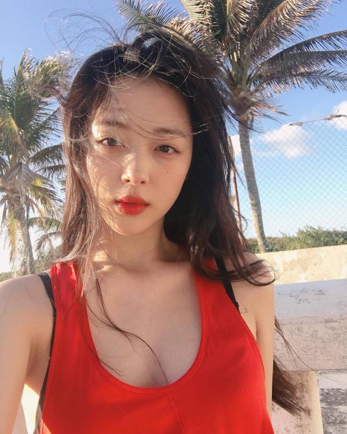 雪莉让明星更自爱,陈乔恩忍无可忍也发飙,那英回怼喷子被大赞