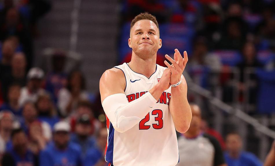 NBA新赛季薪水前十球员出炉!两人赛季报销,詹姆斯仅排第六