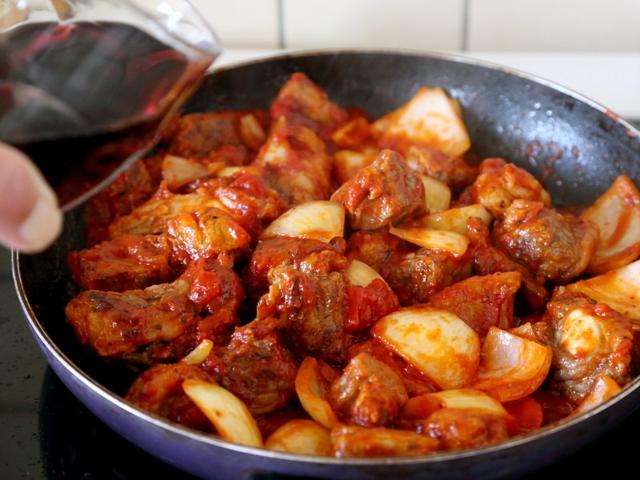 牛肉炖不好,只需加点它,炖的牛肉鲜香焖烂,而且还没有牛肉腥味