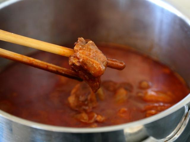 牛肉炖不好,只需加点它,炖的牛肉鲜香焖烂,而且还没有牛肉腥味