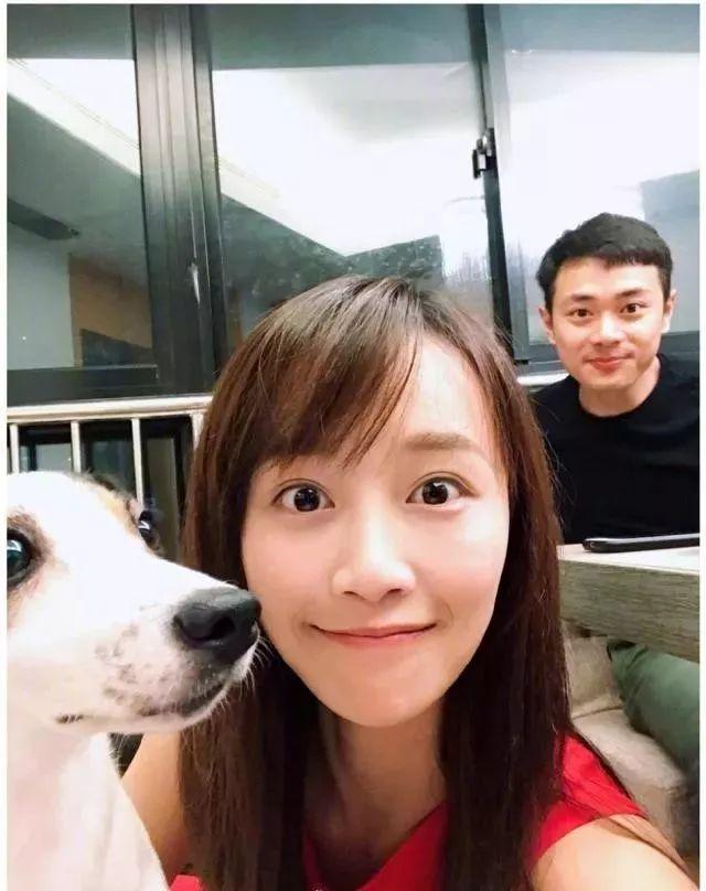 童星出身的曹骏如今混得不如蓝盈莹,3年情断,聚少离多只是幌子?
