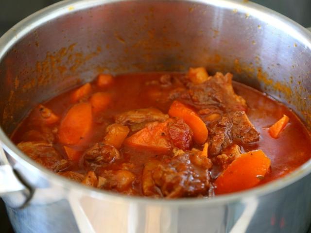牛肉炖不好,只需加点它,炖的牛肉鲜香焖烂,而且还没有牛肉腥味
