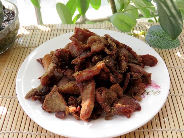 这肉最好吃,有人焯水有人直接炒?全错!教你正确做法,太解馋了