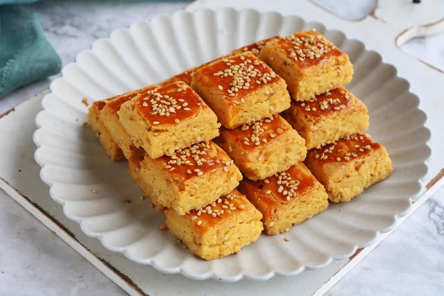 自制粗粮小饼干,不要黄油不要猪油,小饿来2块,0添加0负担