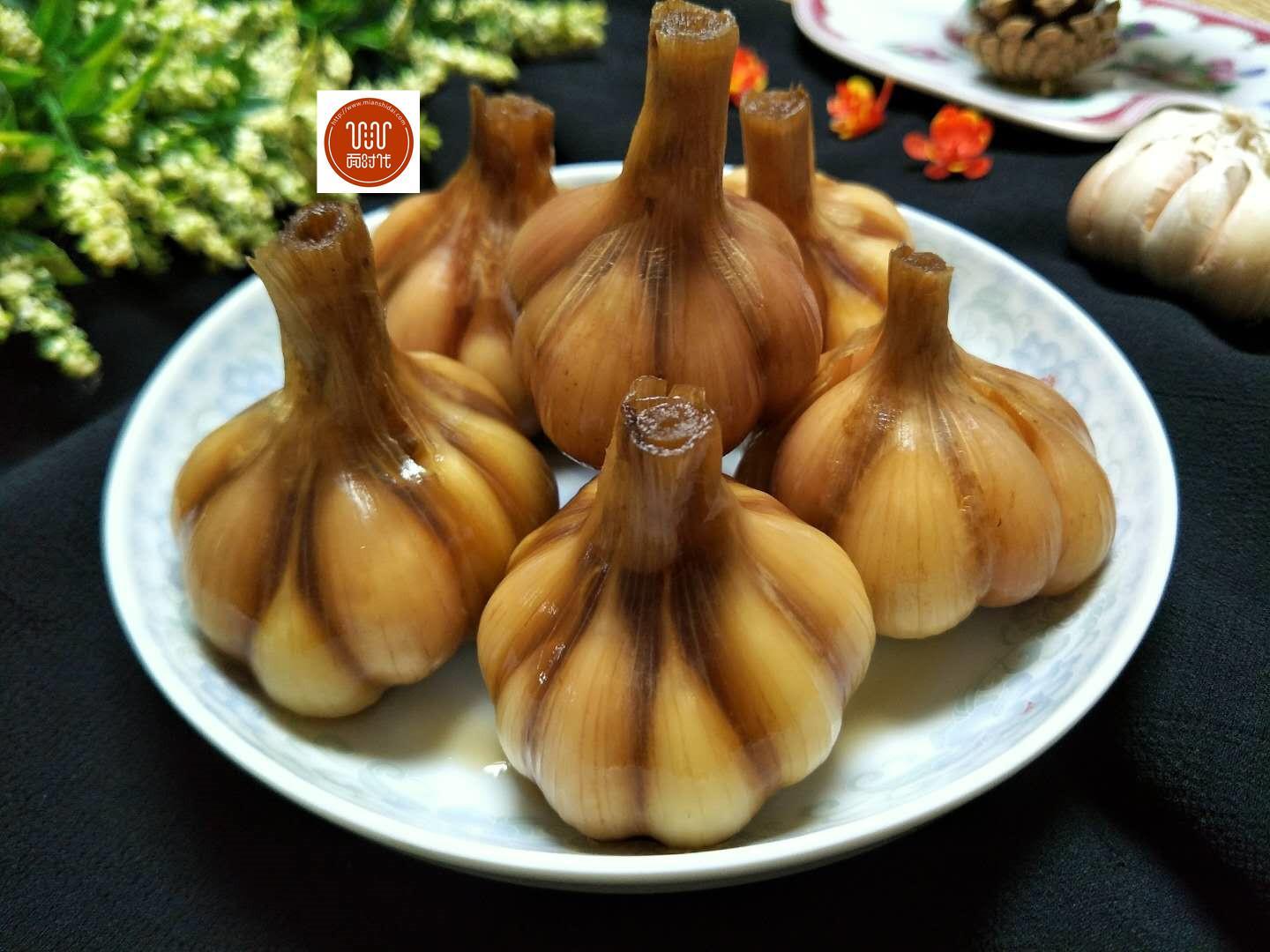 在家自制腌糖蒜,做法比例讲解详细,好吃又下饭,放一年也不会坏