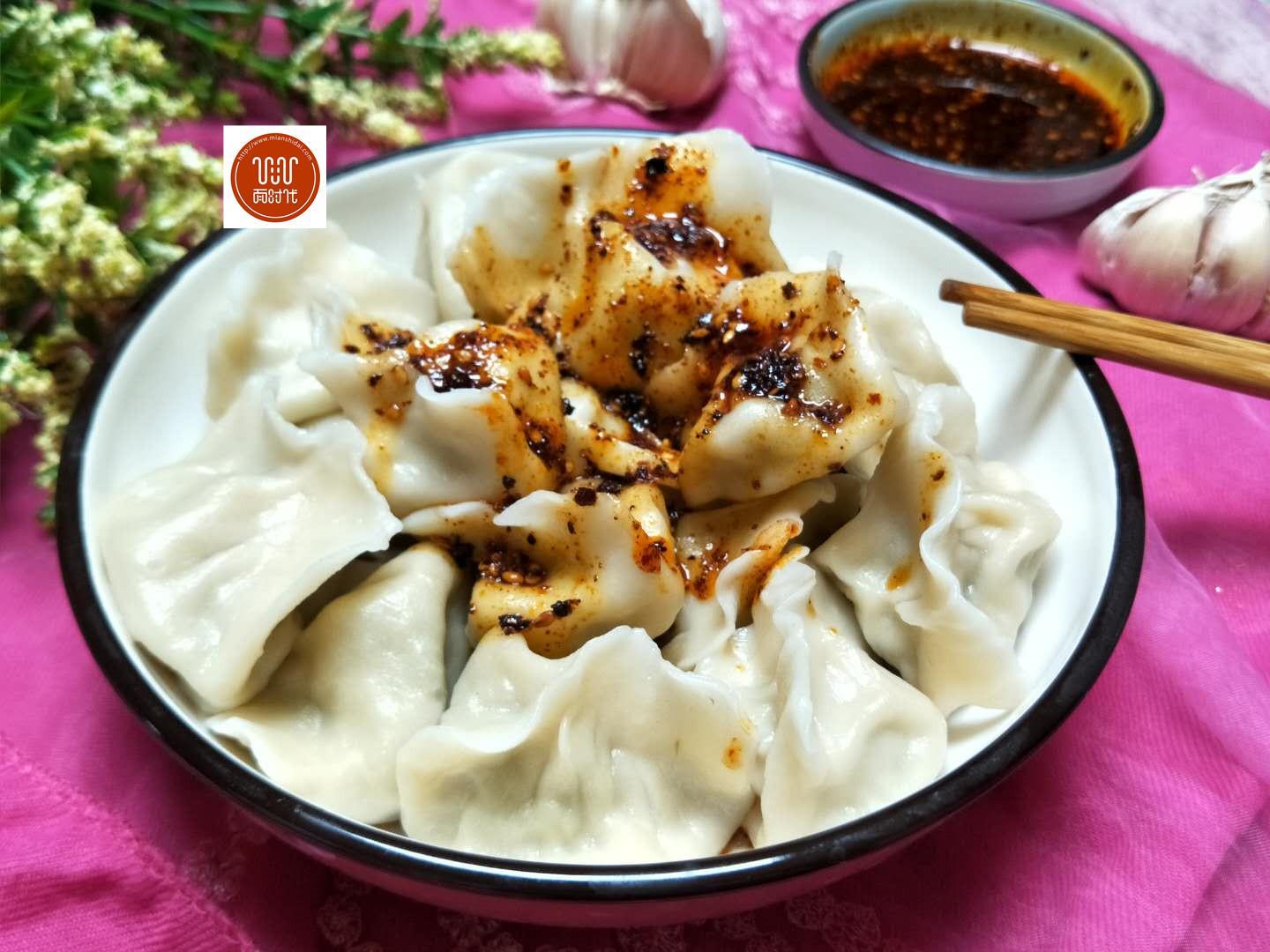 秋天用这菜做饺子馅,便宜又好吃,我家隔几天做一次,吃了更有劲 !